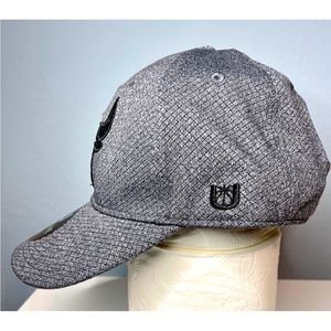 Brand New Chicago Bulls NBA Ultra Game    Gray with Black Bull logo